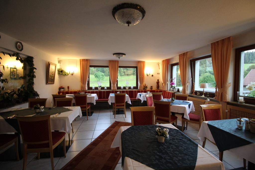 Gasthof Schwarzwaldtanne Schönwalde Exteriör bild