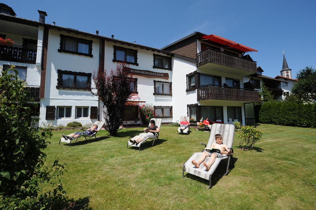 Gasthof Schwarzwaldtanne Schönwalde Exteriör bild
